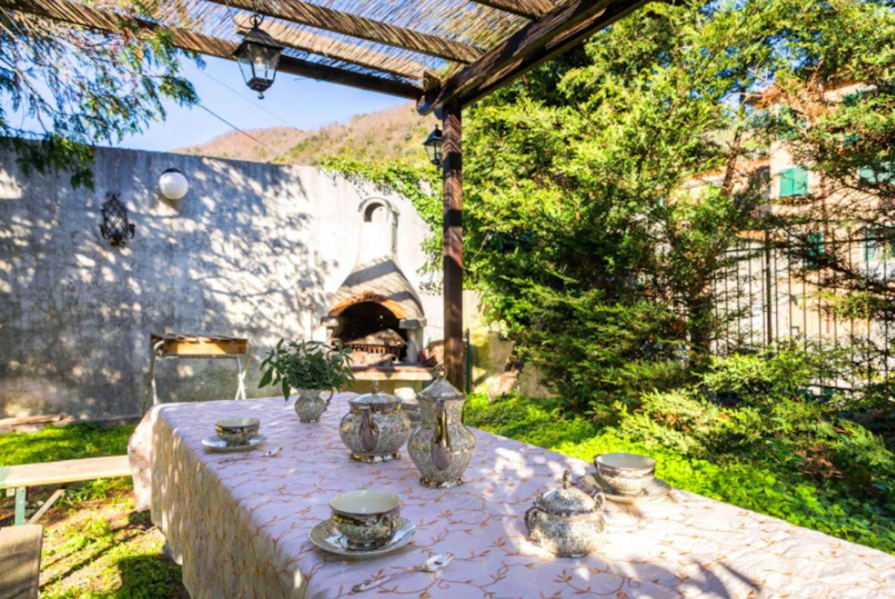 Apartamento La Casa Sul Fiume Albisola Superiore Exterior foto